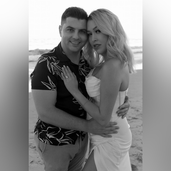 Meet your Posher, Kitty - Picture 3 of 3